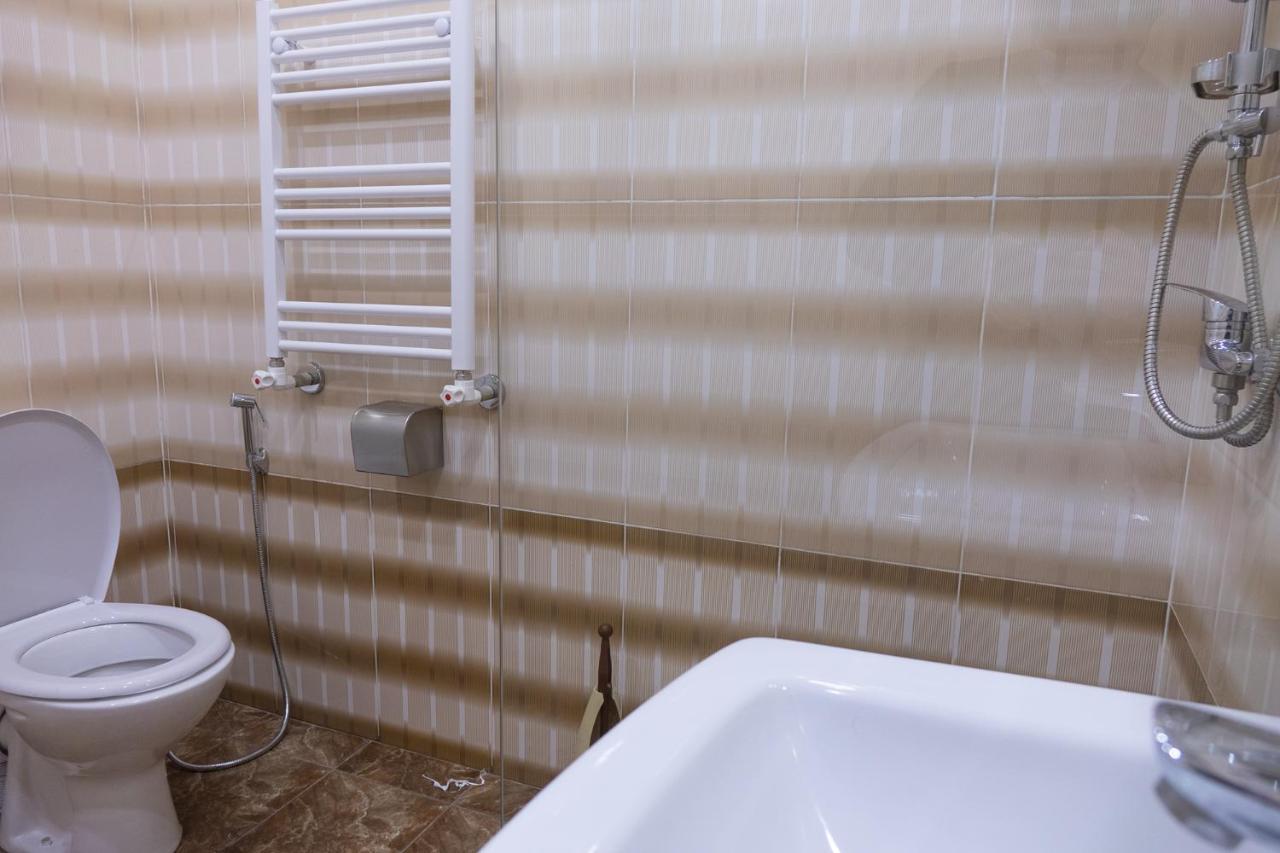 Midcity Hostel Jerevan Eksteriør billede