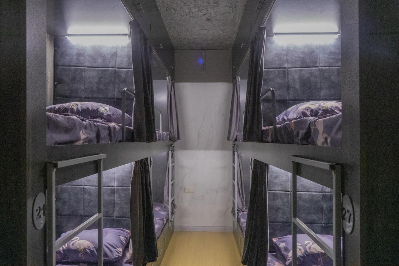 Midcity Hostel Jerevan Eksteriør billede