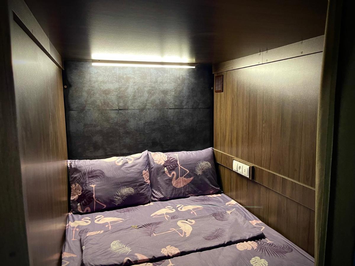 Midcity Hostel Jerevan Eksteriør billede